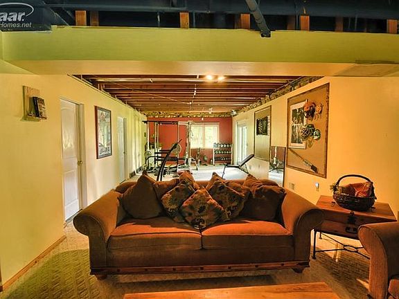 4th image of 8036 Kovacs Dr