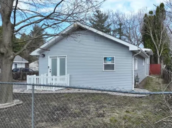 4196 Joslin St, Saginaw, MI 48638