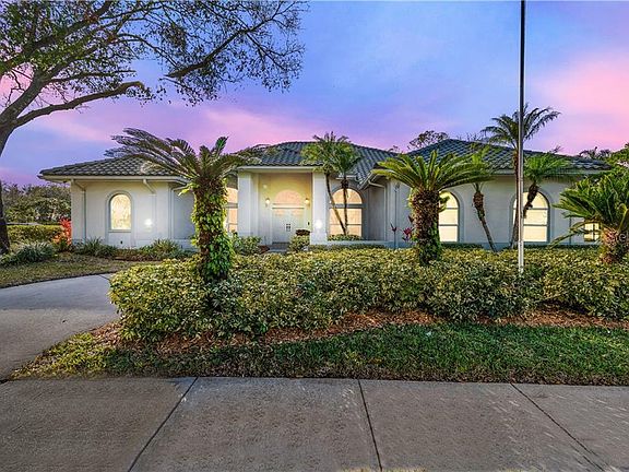 2nd image of 13622 Diamond Head Dr