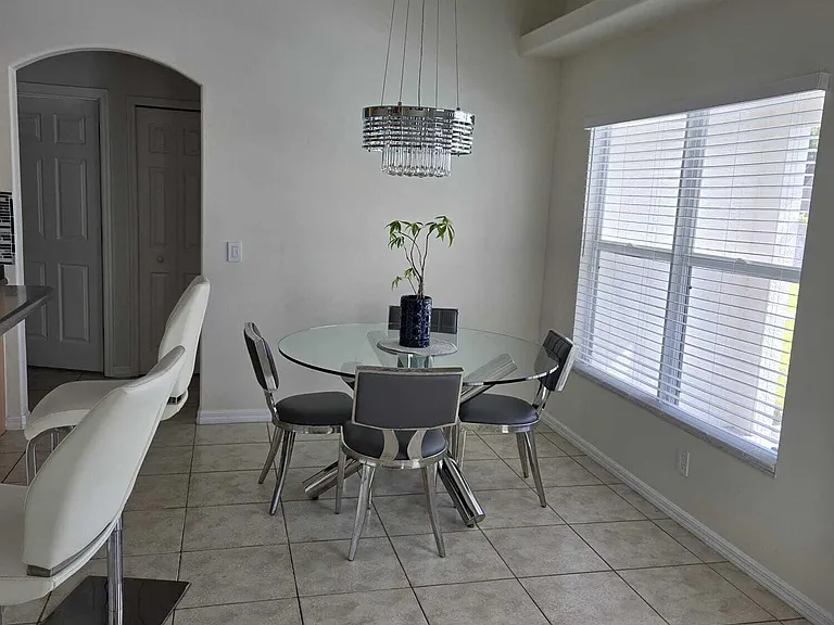 4001 SW Winslow St — Photo 7