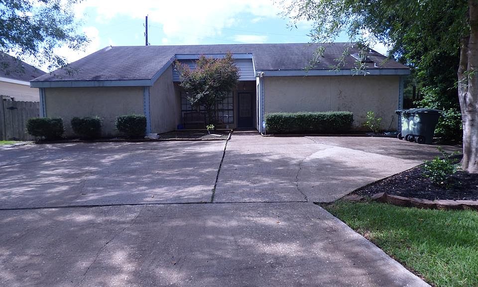 1st image of 5388 Dawn Dr
