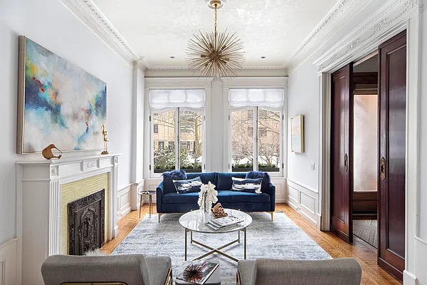 Sold by Sotheby's International Realty | media 4