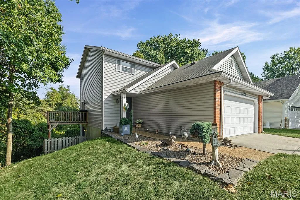 1224 Cedar Ridge Ct photo 1