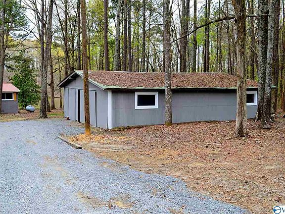 5th image of 720 County Road 212