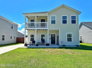 105 Garrett Dr, Jacksonville, NC 28546