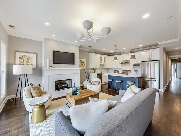 409 W North Ave APT 3E, Chicago, IL 60610