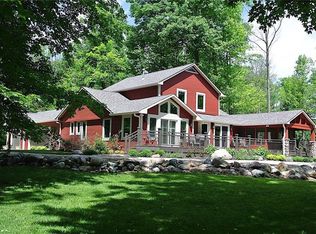 672 Russell Lake West Dr, Zionsville, IN 46077