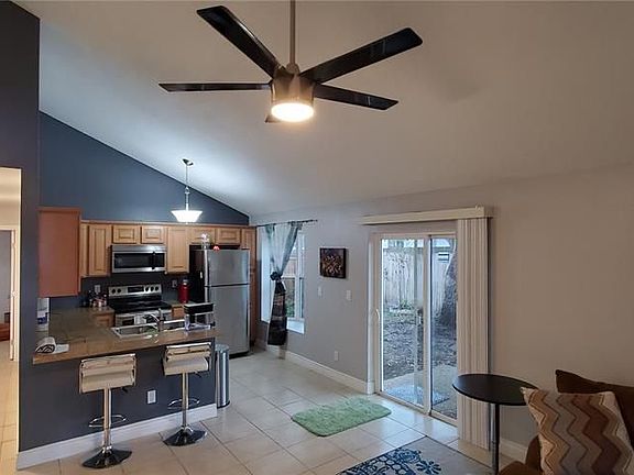 3rd image of 3616 Sammy Ct