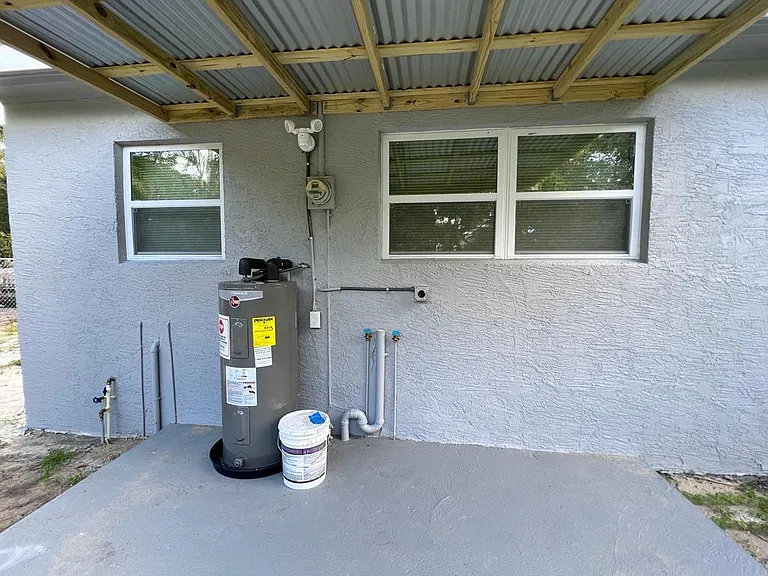 3990 Plum Tree Dr — Photo 12