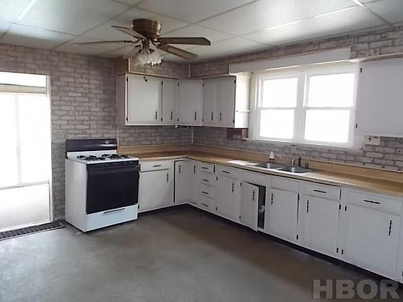 2nd image of 332 Elm St