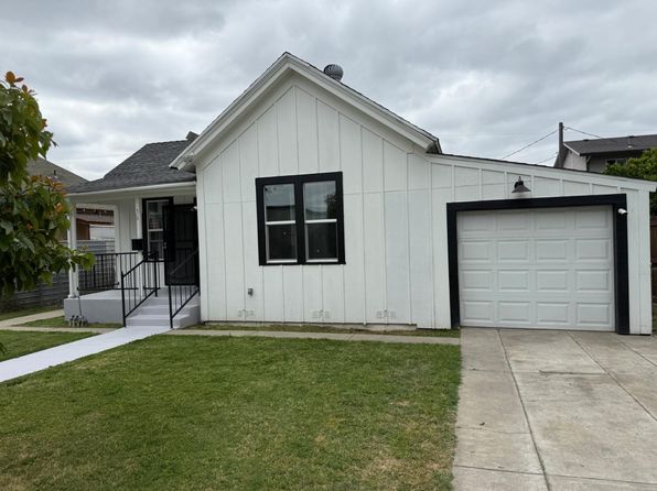 212 4th St, Turlock, CA 95380