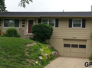 131 Kirby Ave, Bellevue, NE 68005