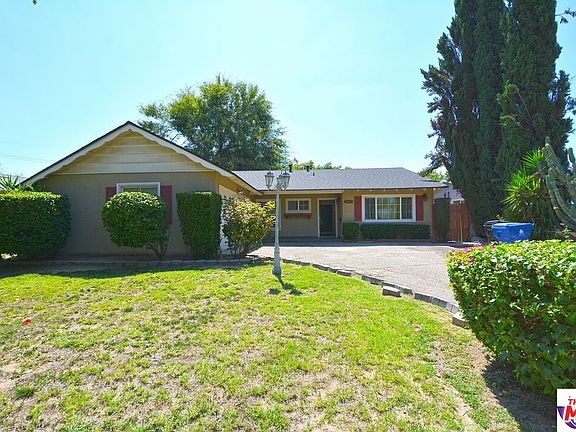 4th image of 23824 Welby Way