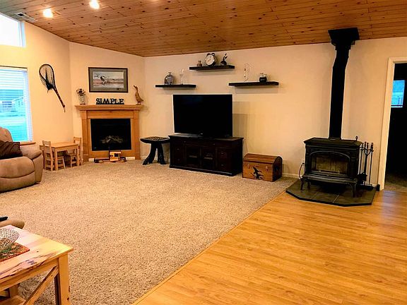 4th image of 233 Montair Dr