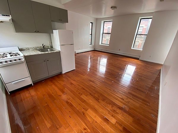 1st image of 201 E 118th St APT 4A