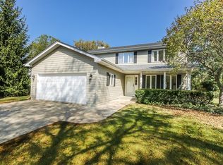 1068 Wilmette Ter, Lake Zurich, IL 60047