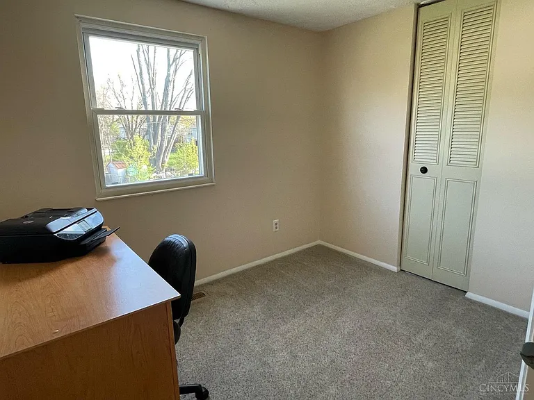1460 Saint Lawrence Dr — Photo 6