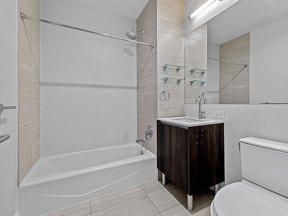 3rd image of 15 Park Row APT 8D