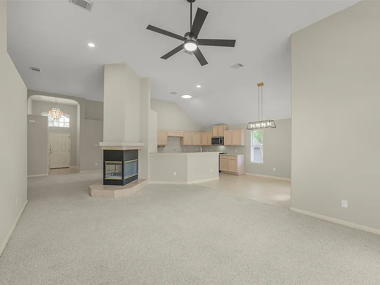19254 Dillsbury Ct — Photo 22