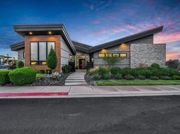 1494 W Augusta Rd, Hurricane, UT 84737
