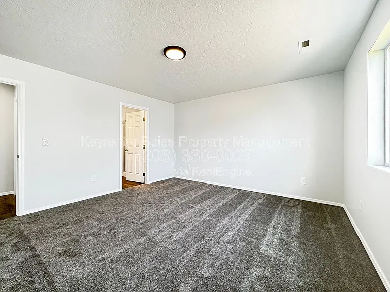 411 Gold Nugget Ave — Photo 7