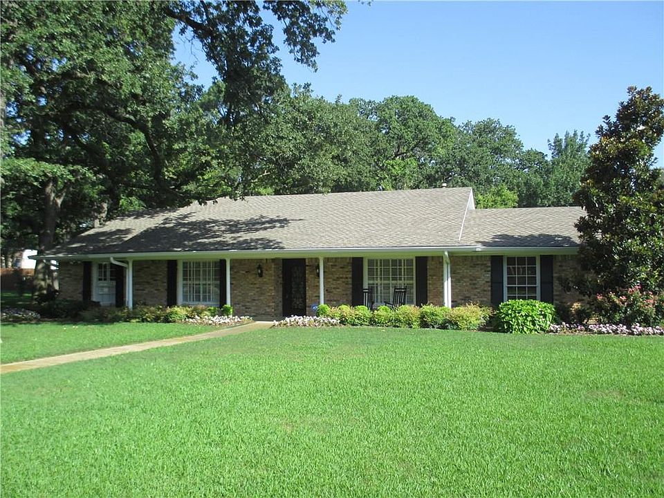 1st image of 2349 Tiago Dr
