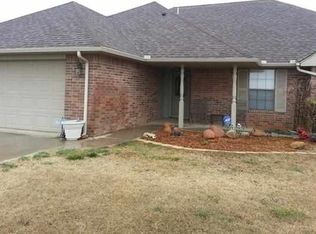 6719 W Broncho Rd, Marlow, OK 73055