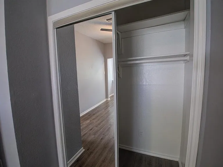 2606 Rio Grande St #305 — Photo 11