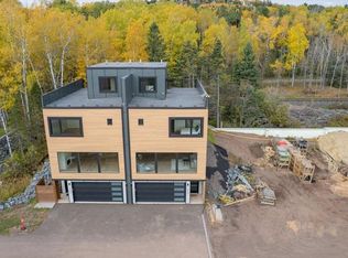 3735 London Rd #16, Duluth, MN 55804