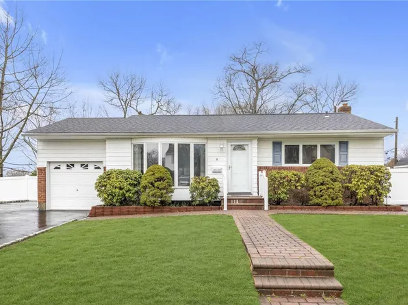 6 Dutchess Place, Commack, NY 11725