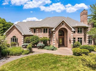 3958 Eastlake Dr, Morgantown, WV 26508