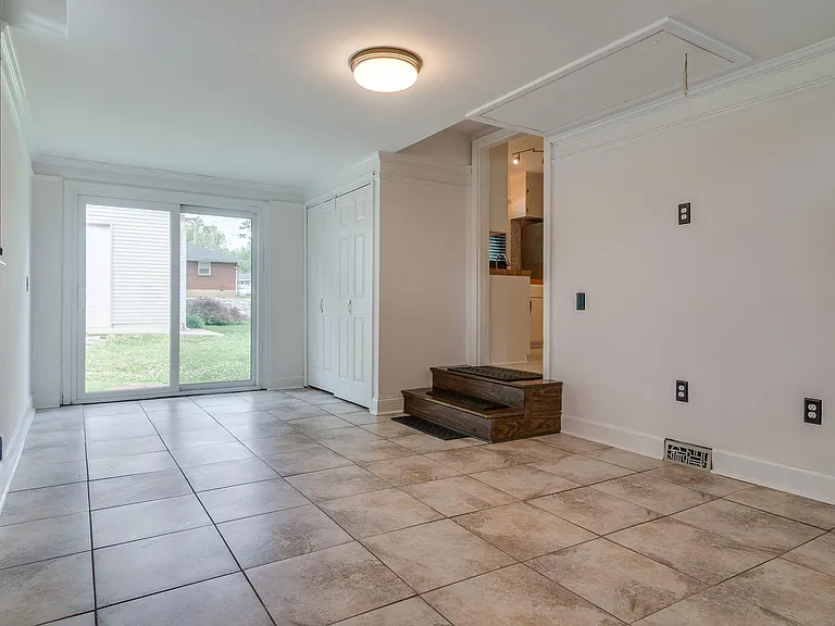 533 American Rd — Photo 22