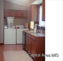 3rd image of 118 W Jackson St