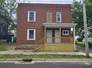 1035 Crosby St #1037, Rockford, IL 61107