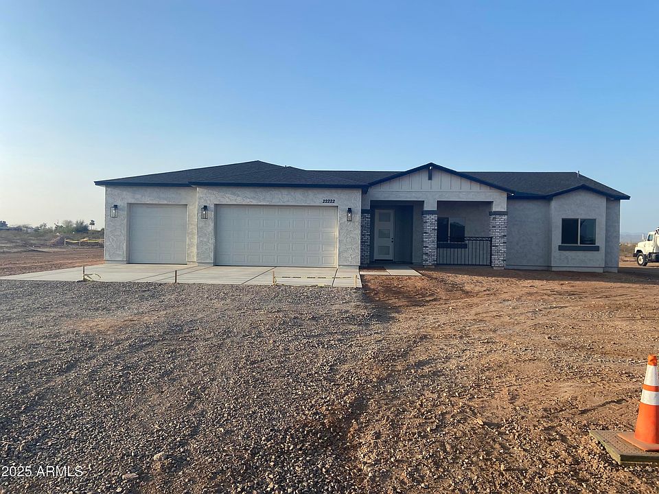 1st image of 22222 W DALE Lane