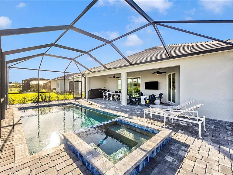 12950 Tulum Loop — Photo 43