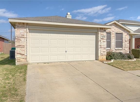 2nd image of 3505 Clydesdale Dr