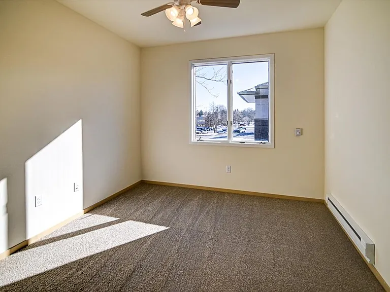 2128 Luann Ln #105 — Photo 31