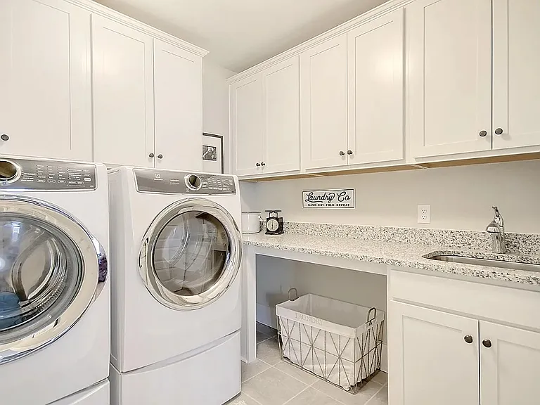 2354 Brinkley Rd — Photo 24