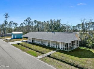 602 Old Spanish Trl, Waveland, MS 39576