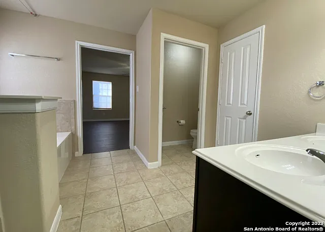 1838 Mobeetie Trl — Photo 18