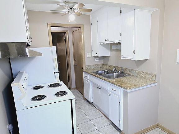2nd image of 9600 S Komensky Ave #1E