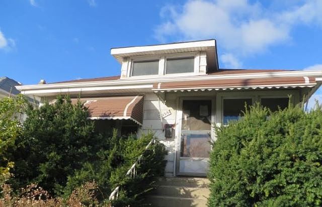 1st image of 2228 N Narragansett Ave