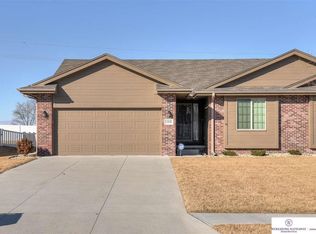 15930 Mormon St, Bennington, NE 68007