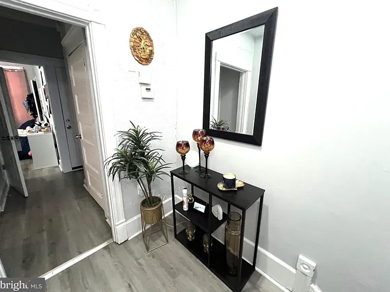 2150 Green St #2 — Photo 3