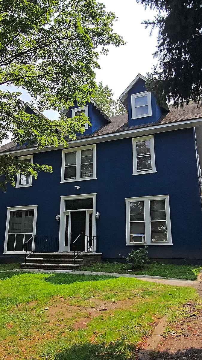 Building Photo - 62 Forest Hill Rd #2E