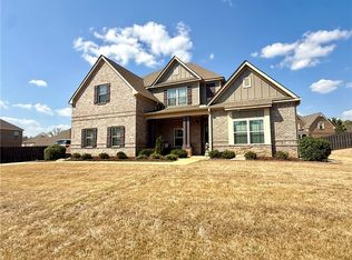 732 Banbury St, Auburn, AL 36832