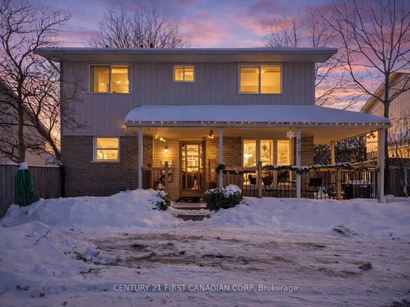 517 Ferndale Ct, London, ON N6C 5C2