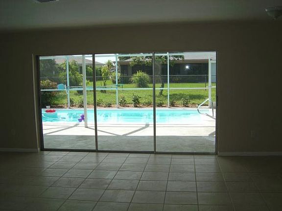 Formal lr/dr from front door