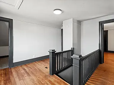 4 bed, 2000 sqft, $2,500 — Photo 2